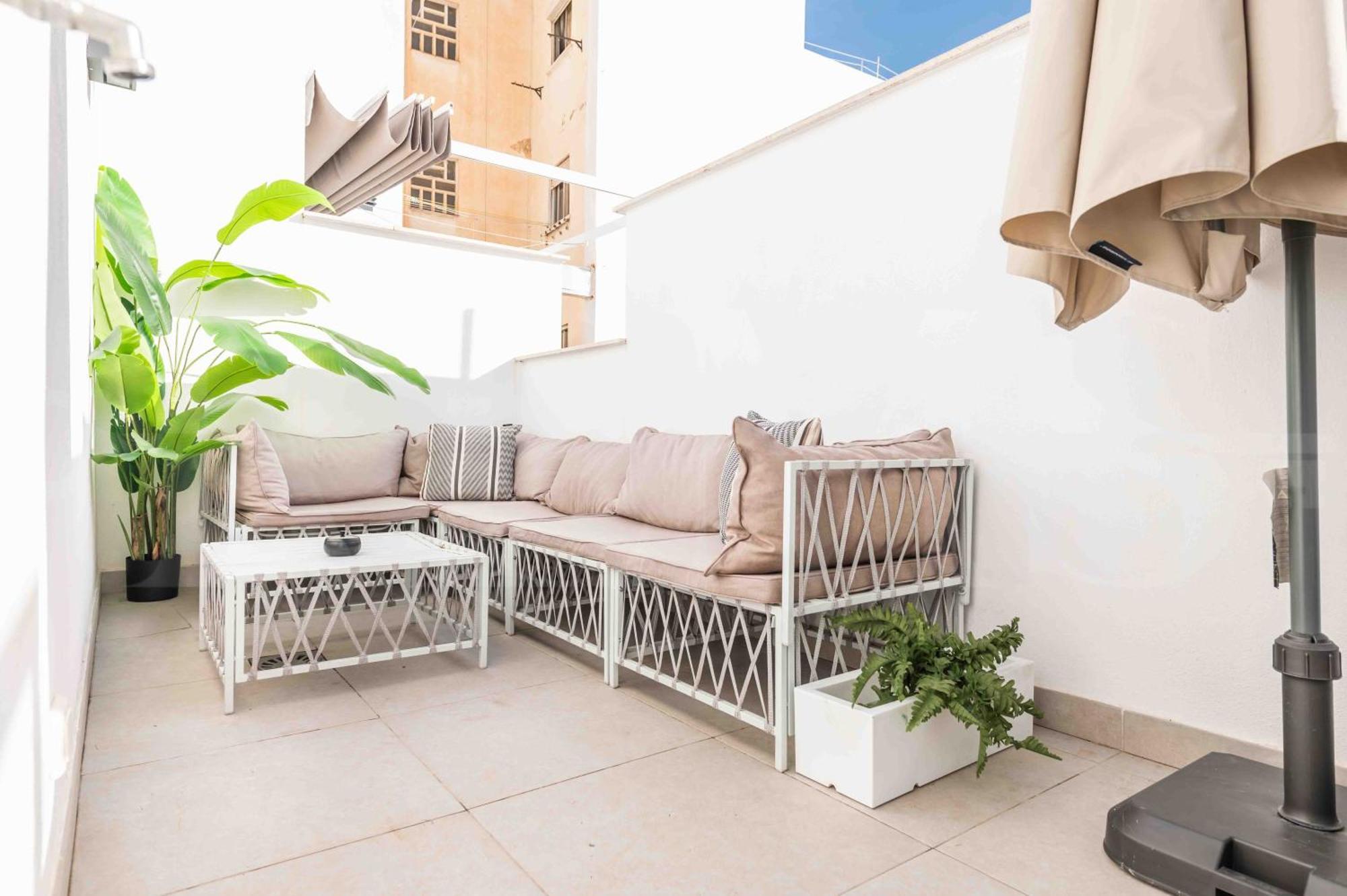 Urban Duplex With Terrace Near The Center By Rems Apartment *